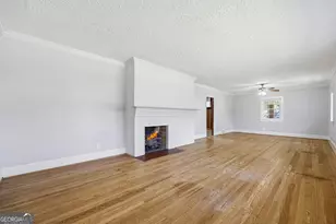 88 W New St, Winder, GA 30680 - Photo 6