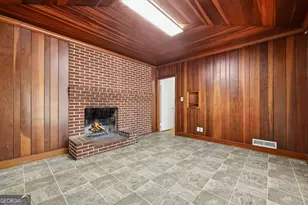 88 W New St, Winder, GA 30680 - Photo 14