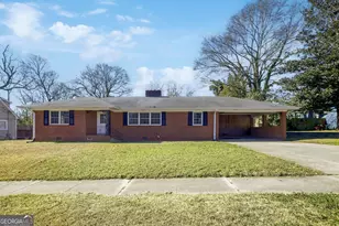 88 W New St, Winder, GA 30680 - Photo 2