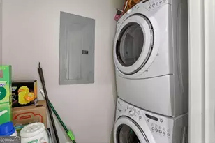 2795 Peachtree Rd NE, Atlanta, GA 30305 - Photo 38