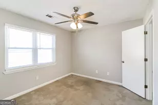 4875 Hairston Pl, Stone Mountain, GA 30088 - Photo 14