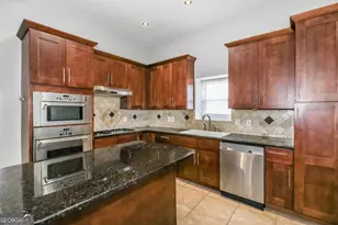 4875 Hairston Pl, Stone Mountain, GA 30088 - Photo 6