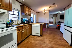 198 Central St, Talbotton, GA 31827 - Photo 4