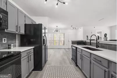 209 Mill Pond Court SE, Smyrna, GA 30082 - Photo 6