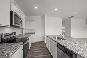 212 Champions Blvd, Dallas, GA 30157 - Photo 6