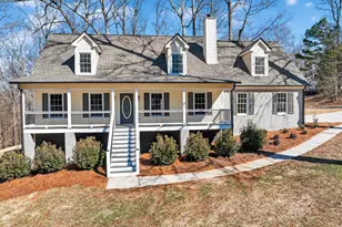 546 Creek View Dr, Hoschton, GA 30548 - Photo 2