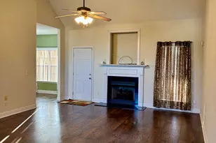 108 Manchester Ln, Byron, GA 31008 - Photo 4