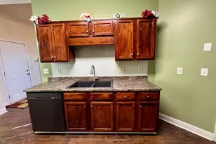 108 Manchester Ln, Byron, GA 31008 - Photo 8