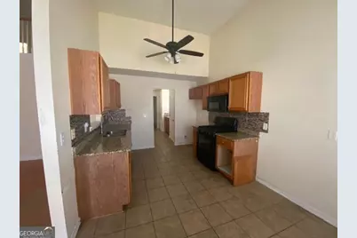 530 Shire Lane, Fairburn, GA 30213 - Photo 8