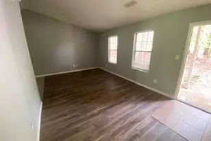 5389 Martins Crossing Rd, Stone Mountain, GA 30088 - Photo 2