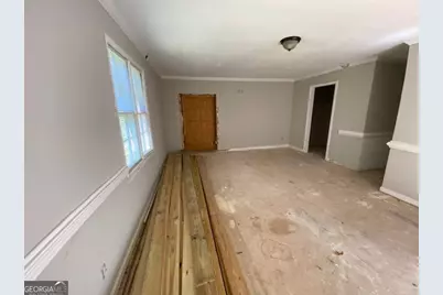 203 Farmbrook Parkway, Stockbridge, GA 30281 - Photo 6