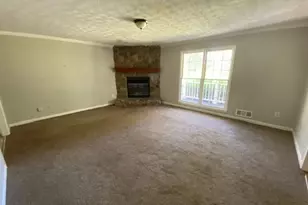 203 Farmbrook Pkwy, Stockbridge, GA 30281 - Photo 2