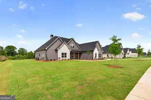 296 Grove Pk, Senoia, GA 30276 - Photo 2