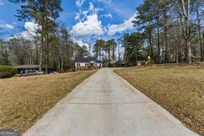 2515 Hogan Road, Atlanta, GA 30344 - Photo 2