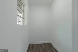 5207 Dixie Lake Rd, Union City, GA 30291 - Photo 10