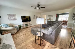 216 E Lane Cir, Lagrange, GA 30240 - Photo 10