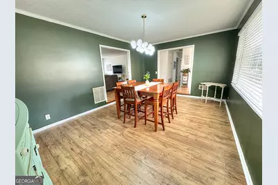 216 E Lane Circle, Lagrange, GA 30240 - Photo 8