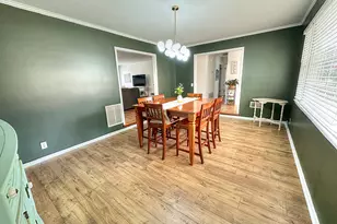 216 E Lane Cir, Lagrange, GA 30240 - Photo 8