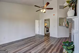 8106 Wynfield Dr, Jonesboro, GA 30238 - Photo 6