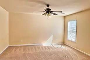 402 Sweetwood Ct, Lagrange, GA 30241 - Photo 14