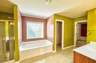 402 Sweetwood Ct, Lagrange, GA 30241 - Photo 16