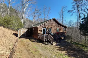525 Tay Walk Way, Hiawassee, GA 30546 - Photo 4