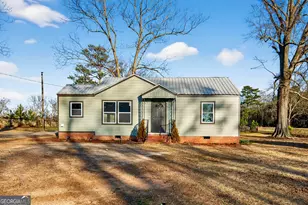 439 Cooley Rd, Lagrange, GA 30241 - Photo 1