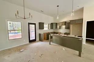 1306 Forrest Farms Dr, Greenville, GA 30222 - Photo 2