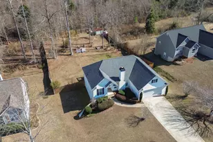 55 Woodrow Pl, Newnan, GA 30263 - Photo 2