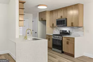 6604 Chesepeake Trail, Rex, GA 30273 - Photo 6