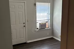 421 W King Ave, Kingsland, GA 31548 - Photo 6