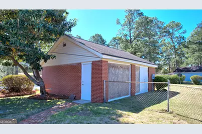 1917 Palmyra Road, Albany, GA 31701 - Photo 4