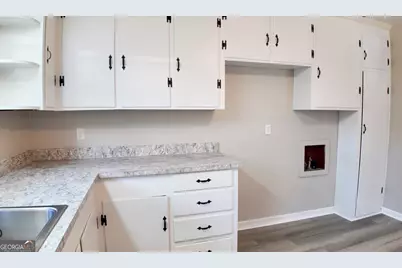 1917 Palmyra Road, Albany, GA 31701 - Photo 24