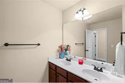 1092 Park Hollow Lane, Lawrenceville, GA 30043 - Photo 32