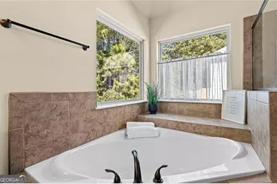 1092 Park Hollow Lane, Lawrenceville, GA 30043 - Photo 30