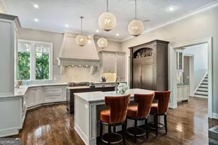 475 Heards Ferry Rd, Atlanta, GA 30328 - Photo 6