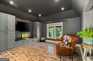 475 Heards Ferry Rd, Atlanta, GA 30328 - Photo 16