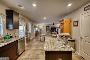 214 Woodlands Dr, Jackson, GA 30233 - Photo 20