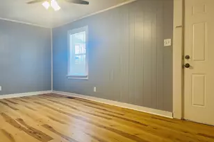 103 Addie St, Lagrange, GA 30241 - Photo 2