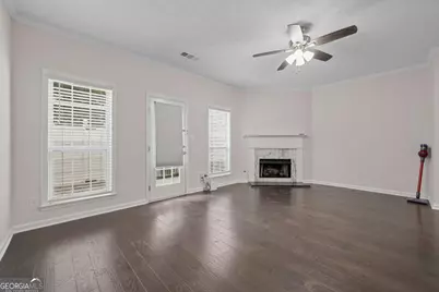 902 Tree Creek Boulevard, Lawrenceville, GA 30043 - Photo 12