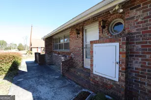 6797 Hwy 114, Lyerly, GA 30730 - Photo 10