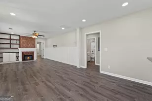 261 Lagrange St, Newnan, GA 30263 - Photo 6