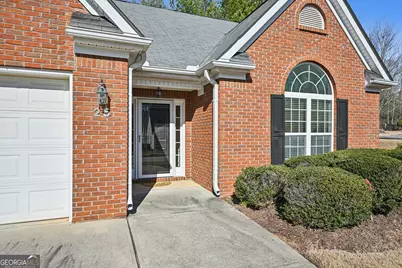 25 Pacific Avenue, Sharpsburg, GA 30277 - Photo 4