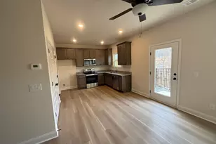 55 Wright St, Lavonia, GA 30553 - Photo 4