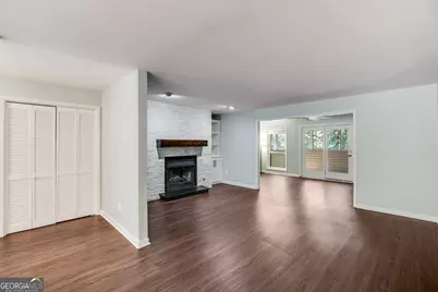 807 Wynnes Ridge Circle SE, Marietta, GA 30067 - Photo 4