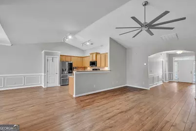 102 Fairways Court, Macon, GA 31220 - Photo 12