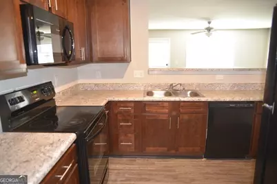 2765 Valley Green Drive, Gainesville, GA 30504 - Photo 2