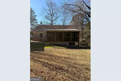 2452 Lakeshore Drive NE, Conyers, GA 30012 - Photo 4