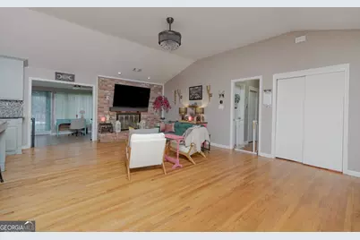 210 Granada Terrace, Warner Robins, GA 31088 - Photo 6