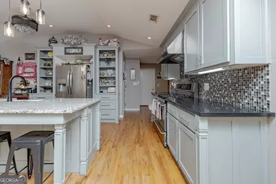 210 Granada Terrace, Warner Robins, GA 31088 - Photo 18